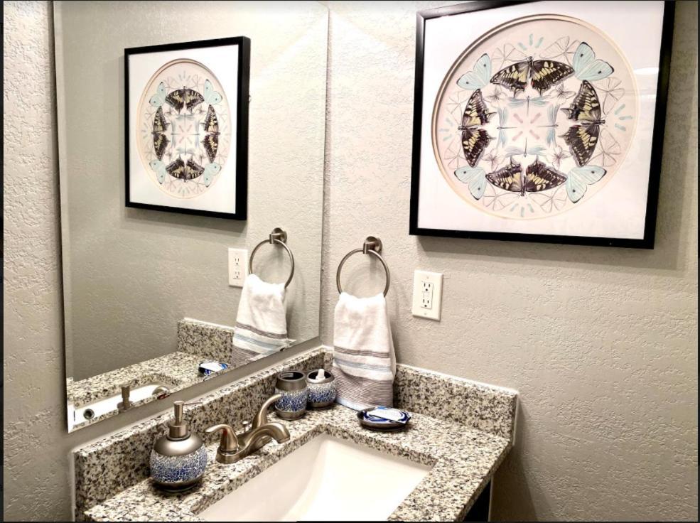 Private Bedroom Suite - Communal House Near Integris Oklahoma City Luaran gambar
