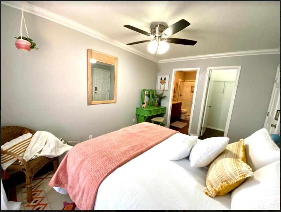 Private Bedroom Suite - Communal House Near Integris Oklahoma City Luaran gambar